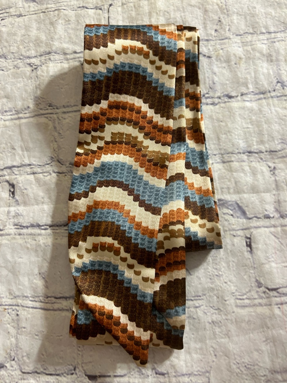 BOHO WARM COLORS FALL TIME SILKY PATTERN OBLONG NARROW SCARF TIE